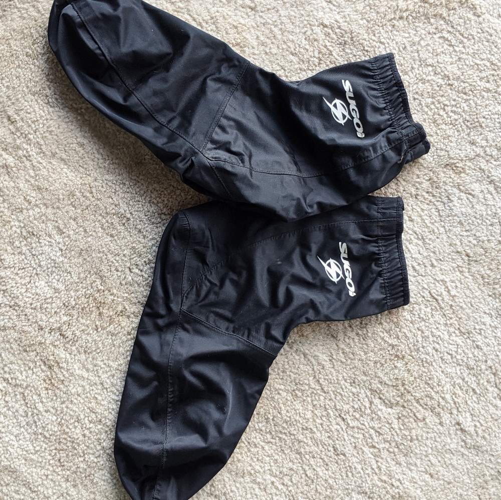 Men's Sugoi bike shoe covers